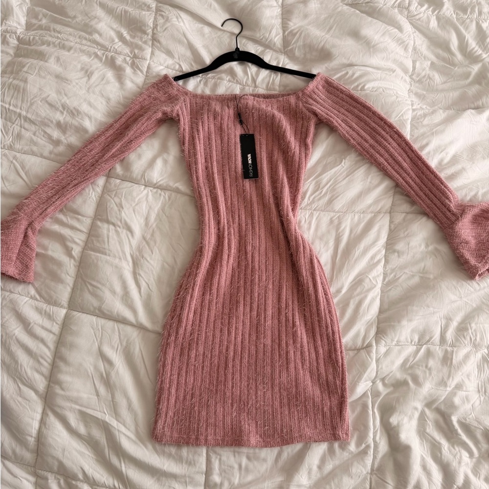 Fashion Nova Mauve off shoulder Long Sleeve Dress💓